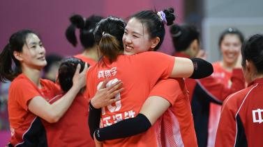3-0！科内利亚诺世俱杯开门红，朱婷轰13分，肌肉线条太明显